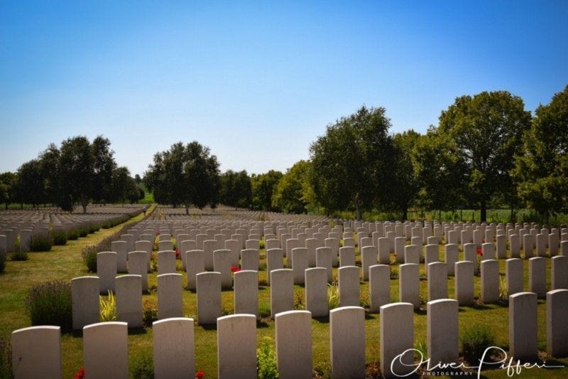 Hooge Crater Cemetery